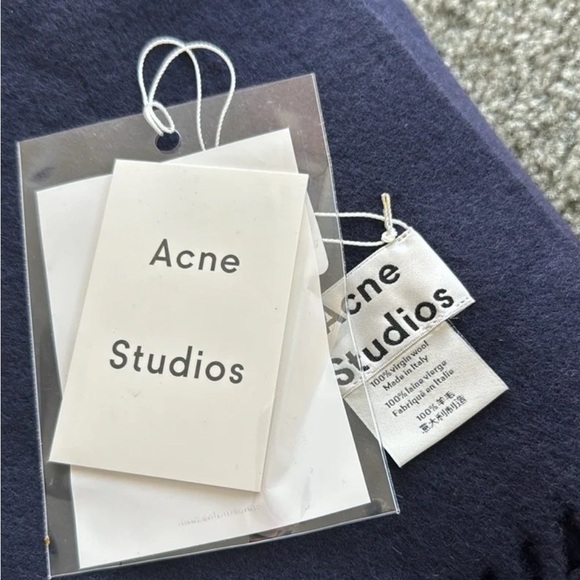 COPY - Acne studios 100% wool large scarf in navy - Picture 3 of 5